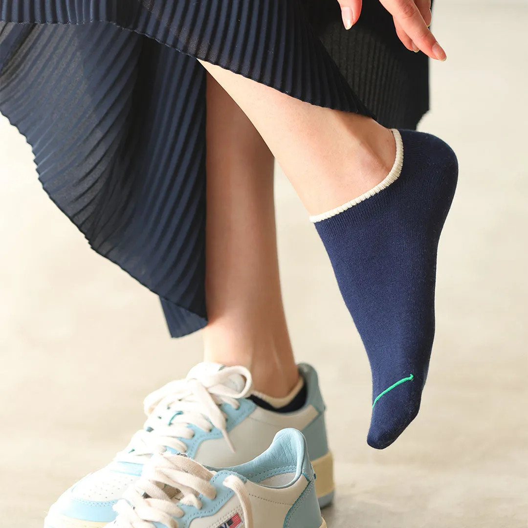 021120025 Seamless Low Rise Trainer Socks