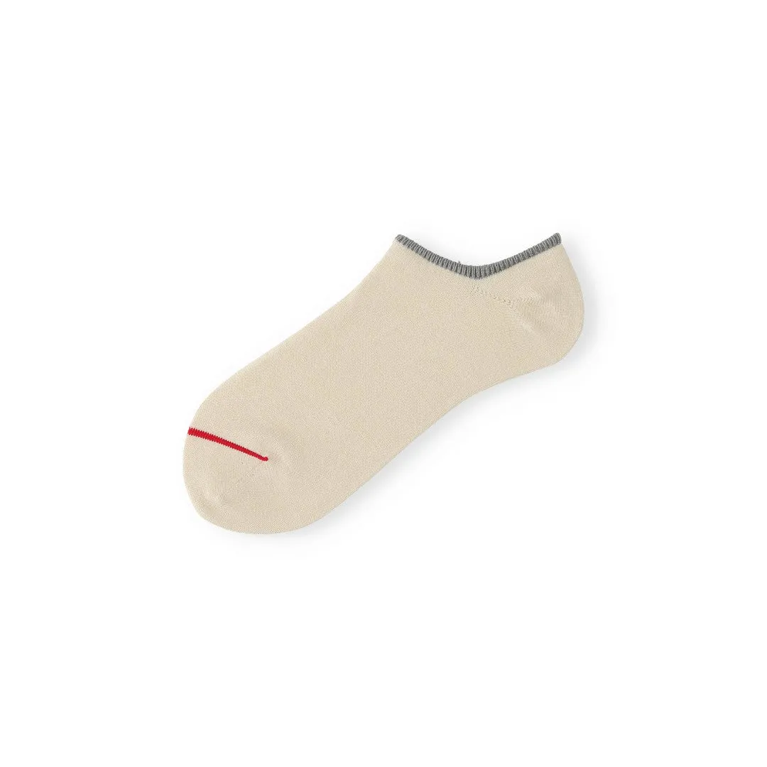 021120025 Seamless Low Rise Trainer Socks