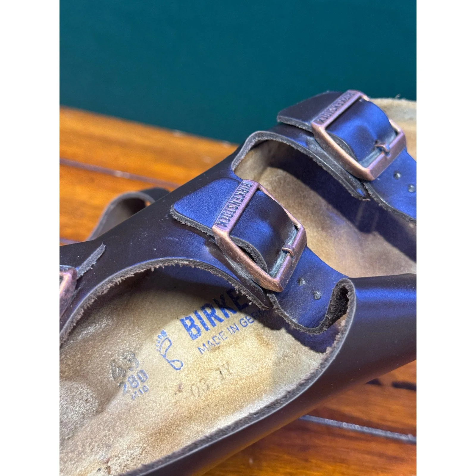 10 condition Birkenstock Men's strap size Big ticket savings sandals good Fast international delivery leather