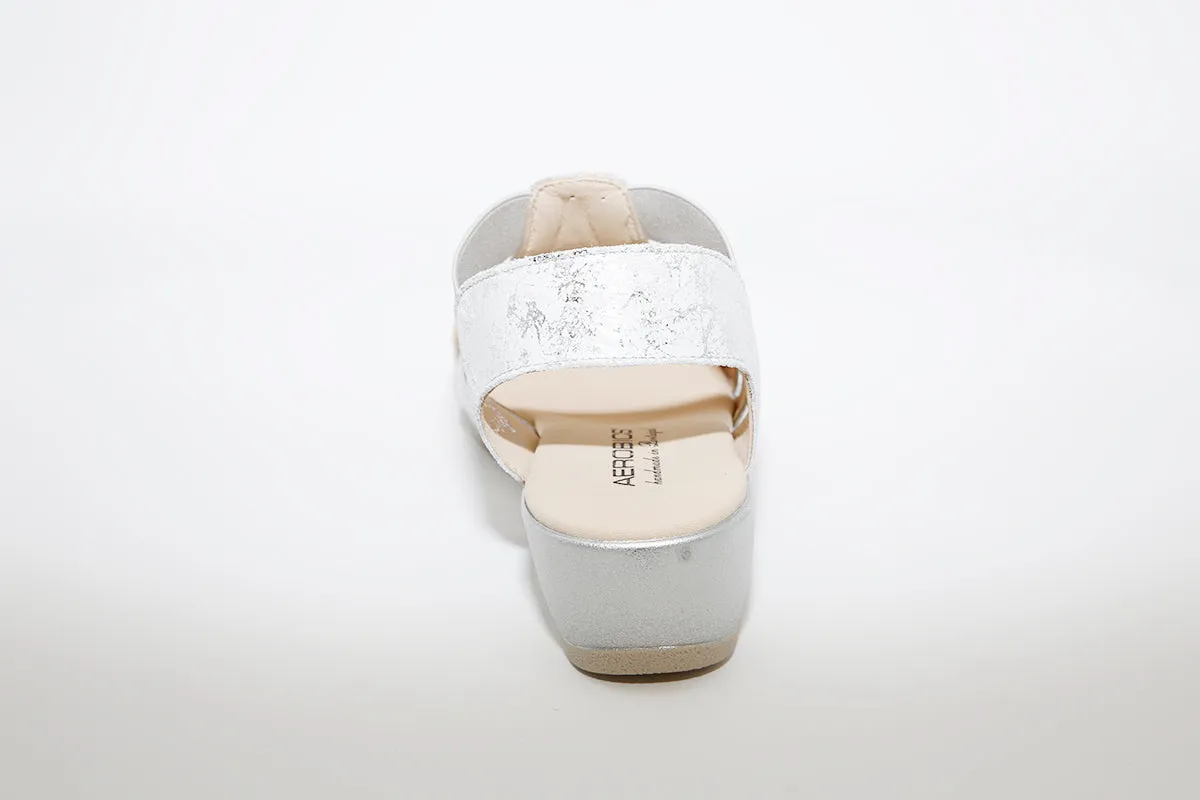 AEROBICS - 5859 TOE-IN SANDAL - SILVER