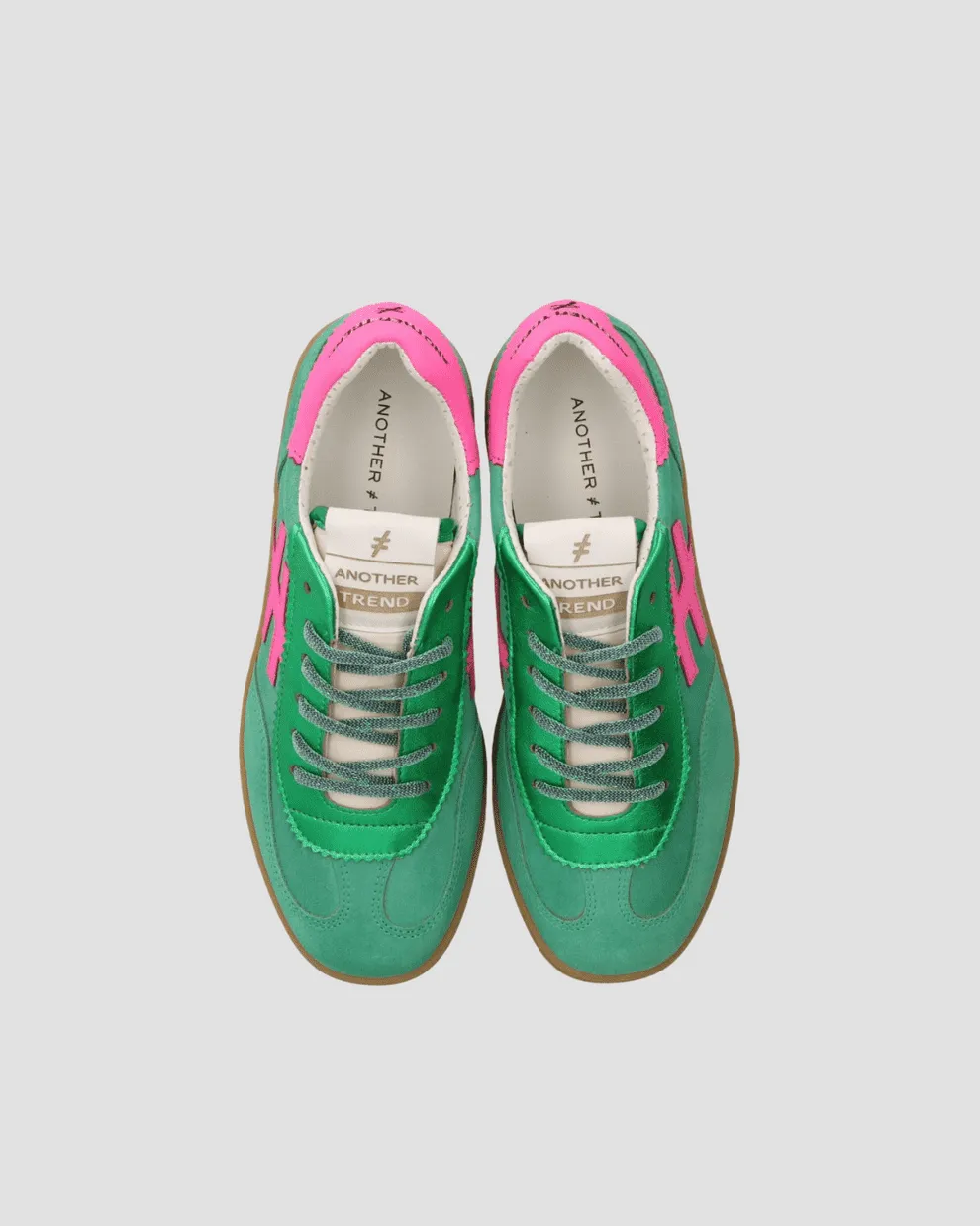 Another Trend A0321162- Trainer