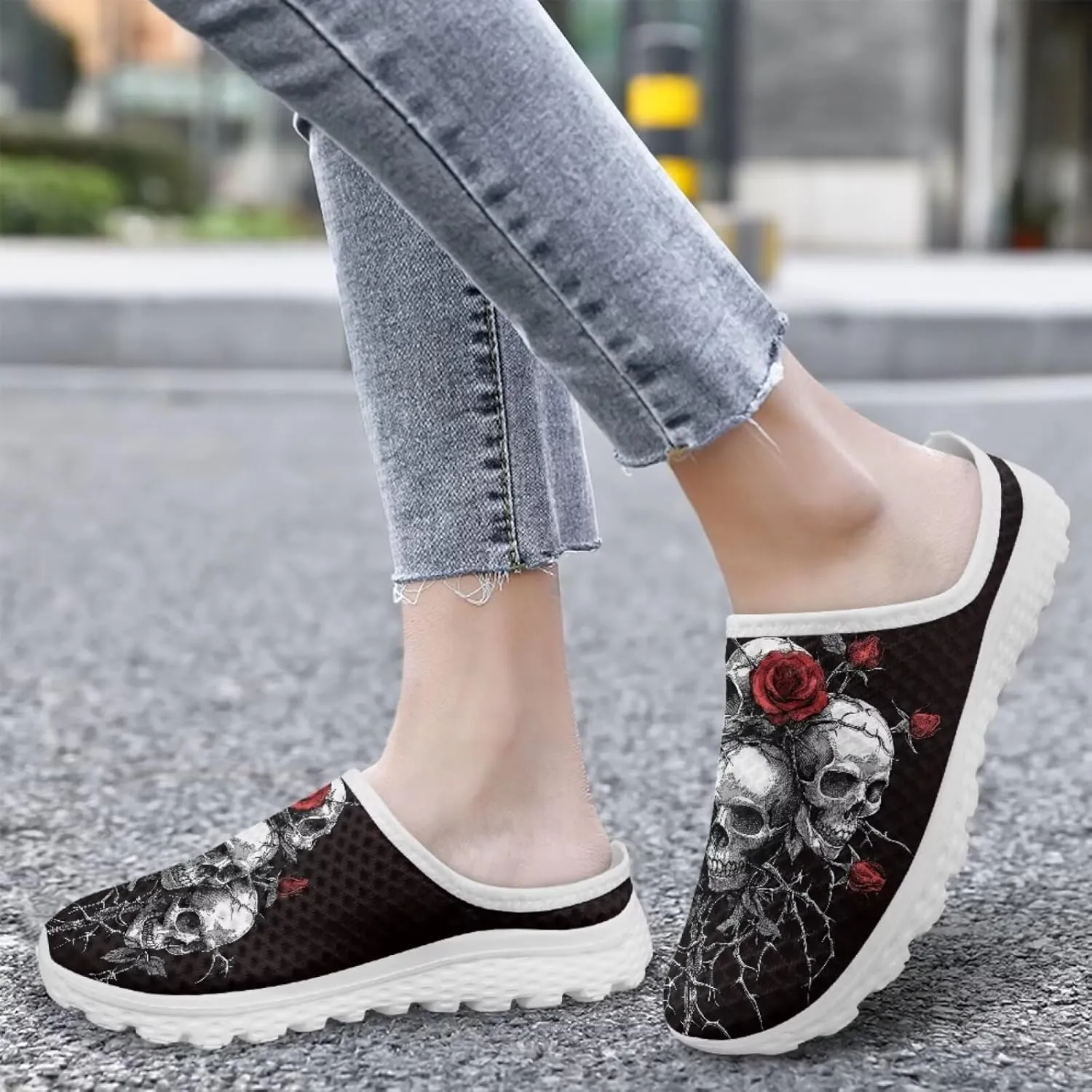 Art Skull Design Women Mesh Mules Memory Foam Flat Anti-Slip Fashion Sneakers Comfortable Slip-On Mule Garden Shoes