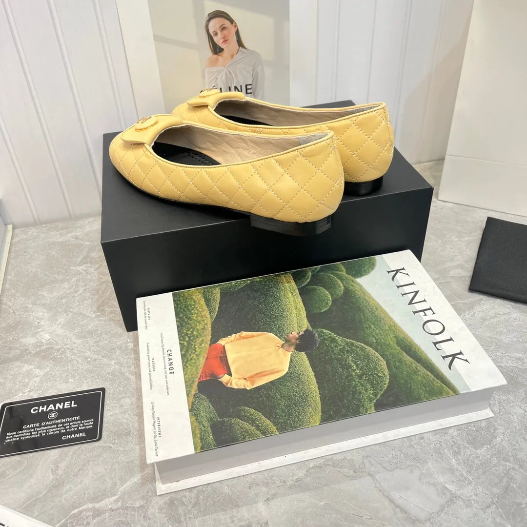 ballet flat beige black quilted calfskin