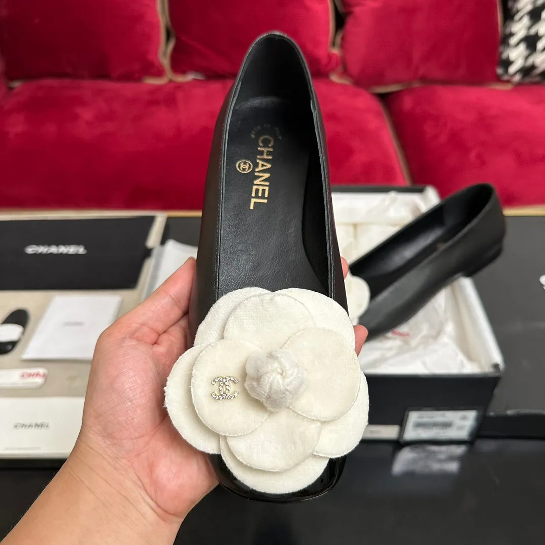 ballet flat white flower black calfskin