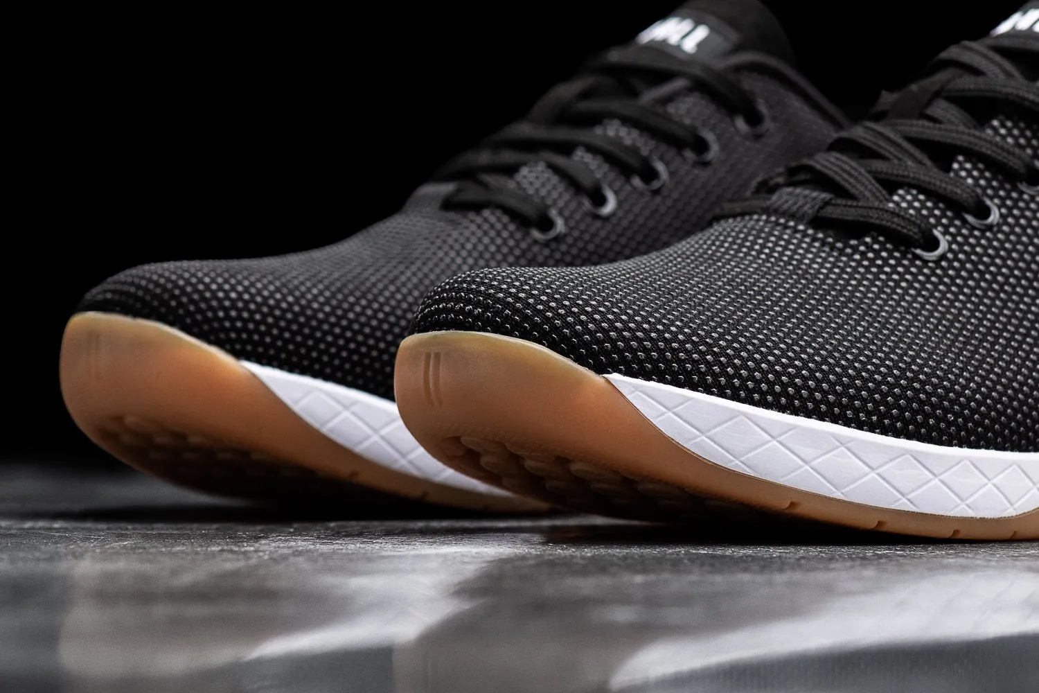 BLACK WHITE GUM TRAINER (MEN'S)