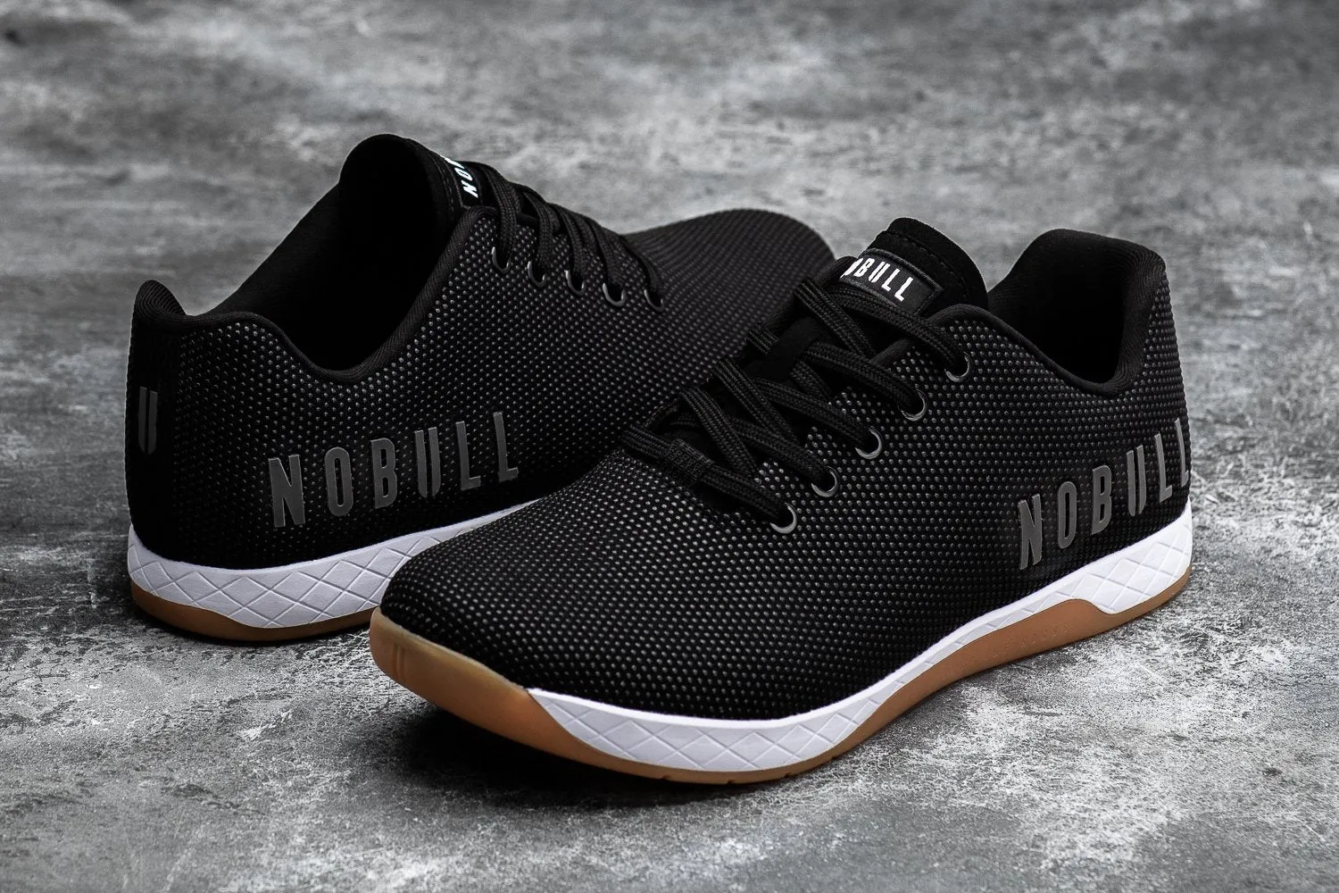 BLACK WHITE GUM TRAINER (MEN'S)