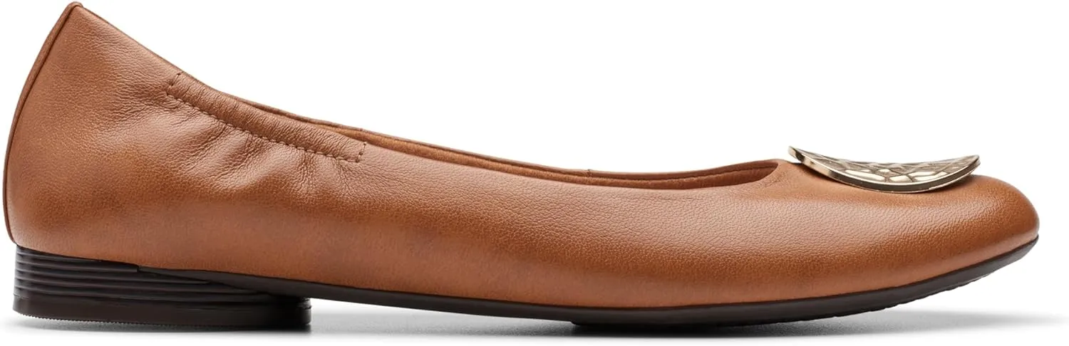 Clarks Women's Loreleigh Ave Ballet Flat