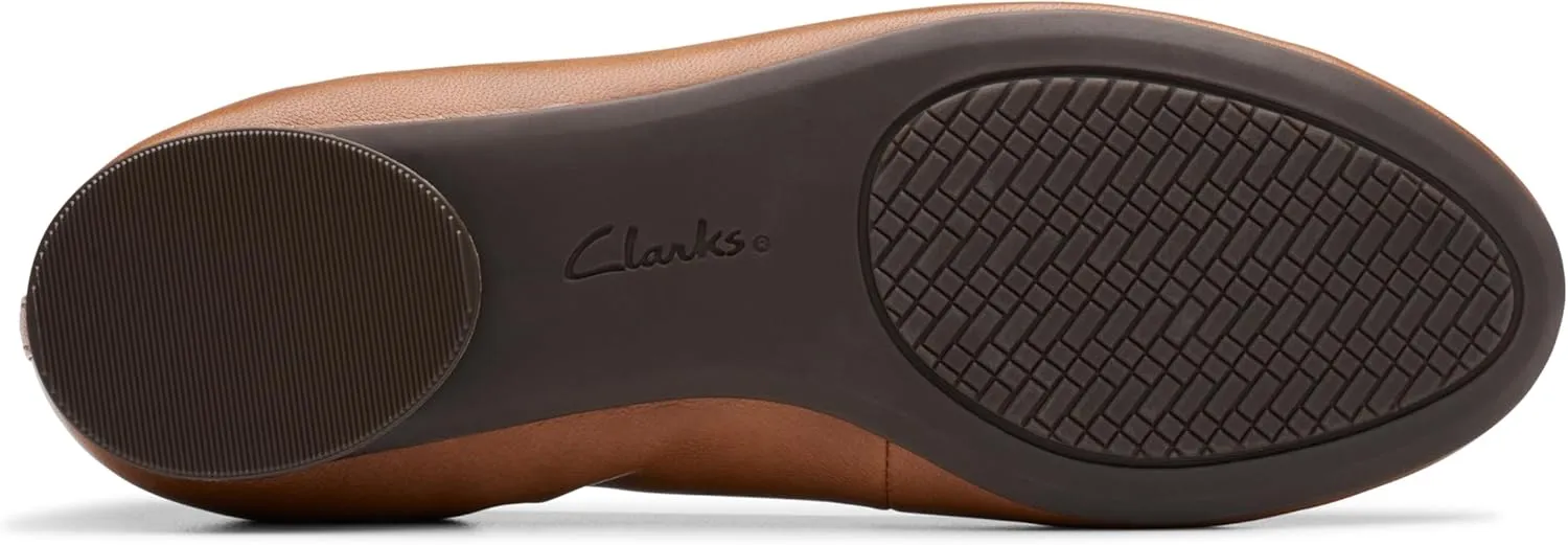 Clarks Women's Loreleigh Ave Ballet Flat