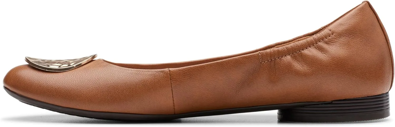 Clarks Women's Loreleigh Ave Ballet Flat