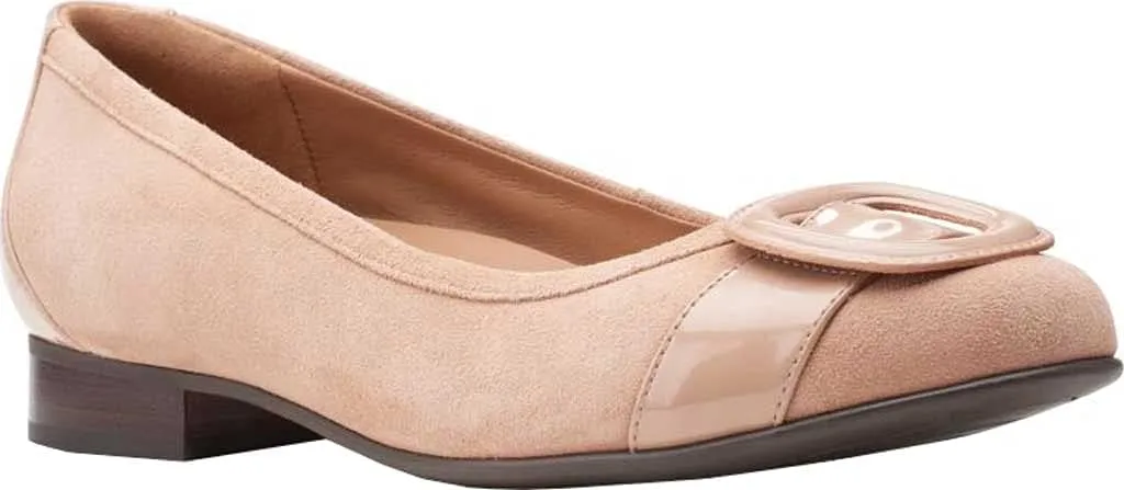 Clarks Women's Un Blush Cove Ballet Flat Beige Combi Suede 10 M