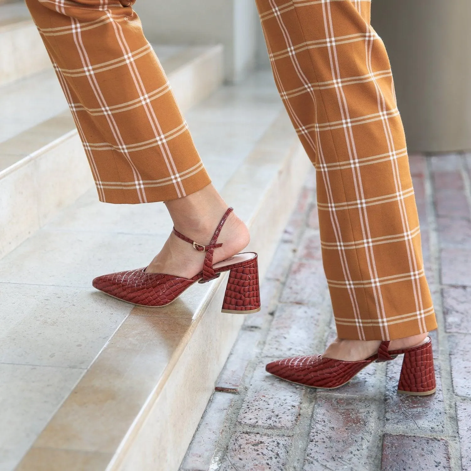 Clay Croc V Mule   Amal Strap