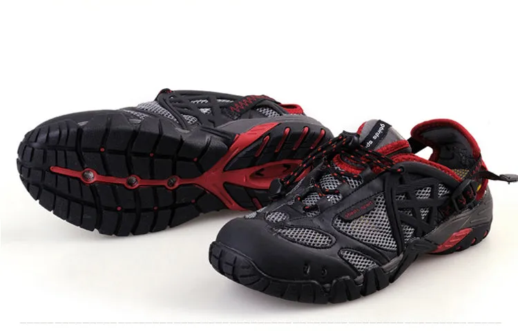 Close-Toe Water Sandals