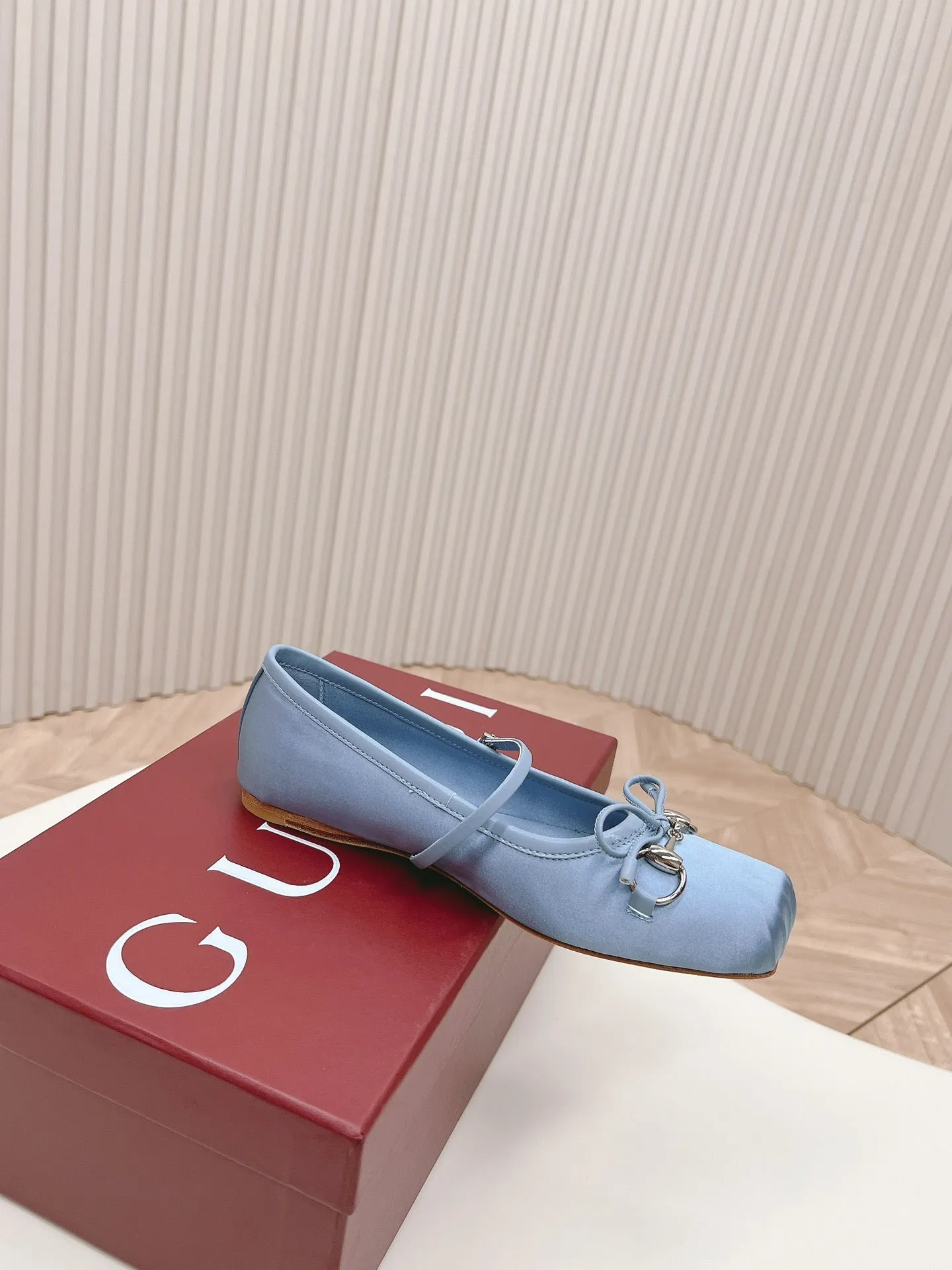 FLAT Customer-focused Modern GG SKY Gucci SILK BALLET
