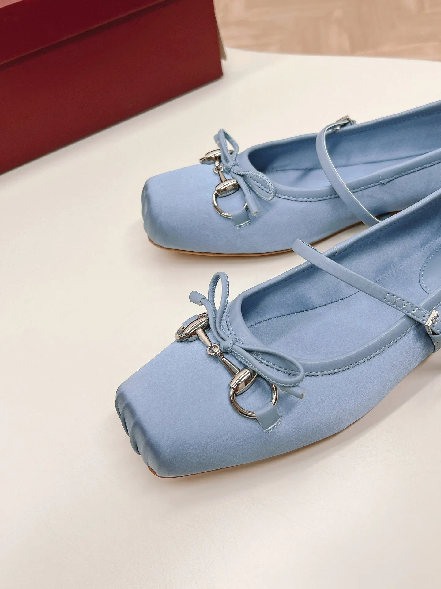 FLAT Customer-focused Modern GG SKY Gucci SILK BALLET