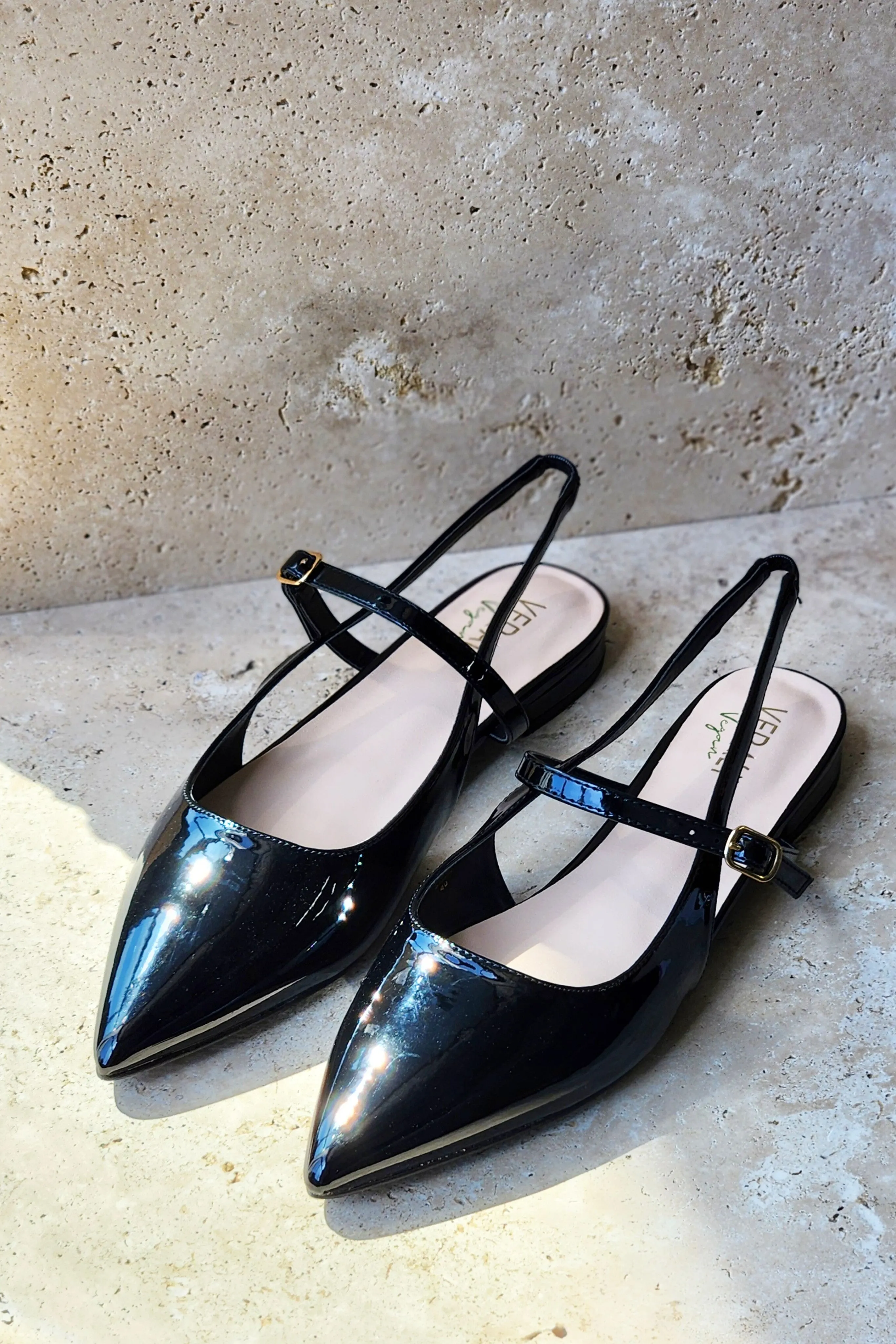Hiatus Patent Flats - Black