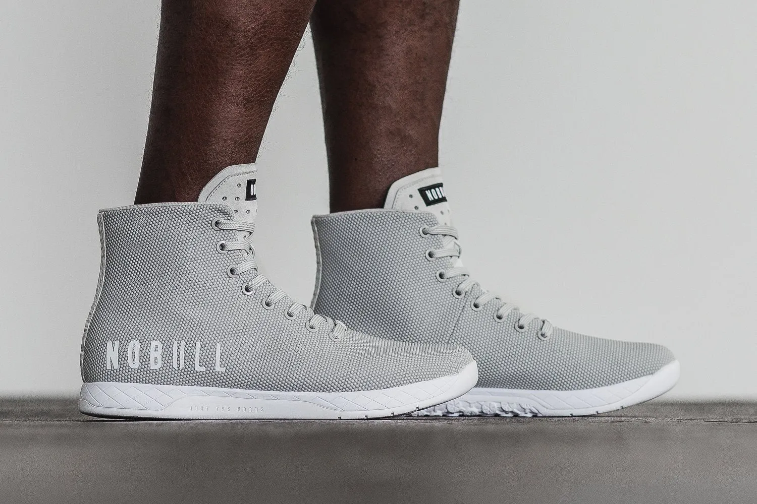 HIGH-TOP ARCTIC GREY TRAINER (MEN'S)