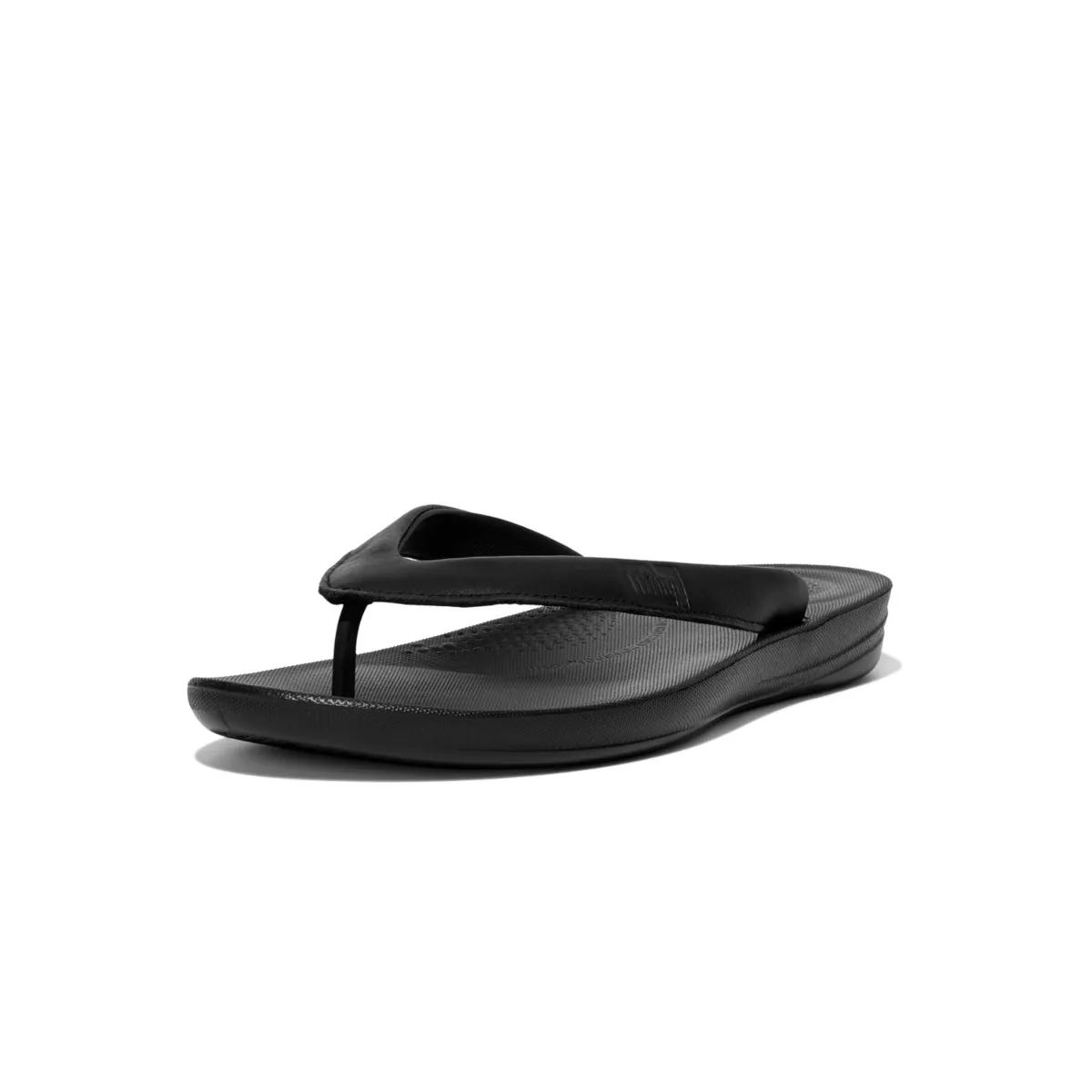 IQUSHION Ergonomic Leather Flip-Flops