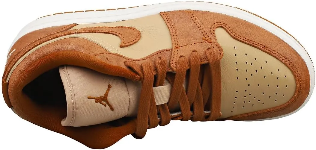 Jordan Women's 1 Low SE Shoes