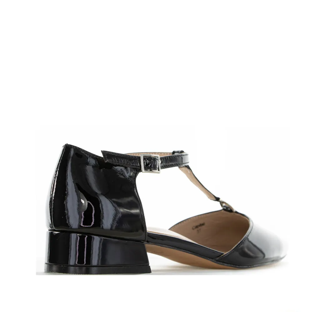 NAKED ARCHES CAPITAL BLACK