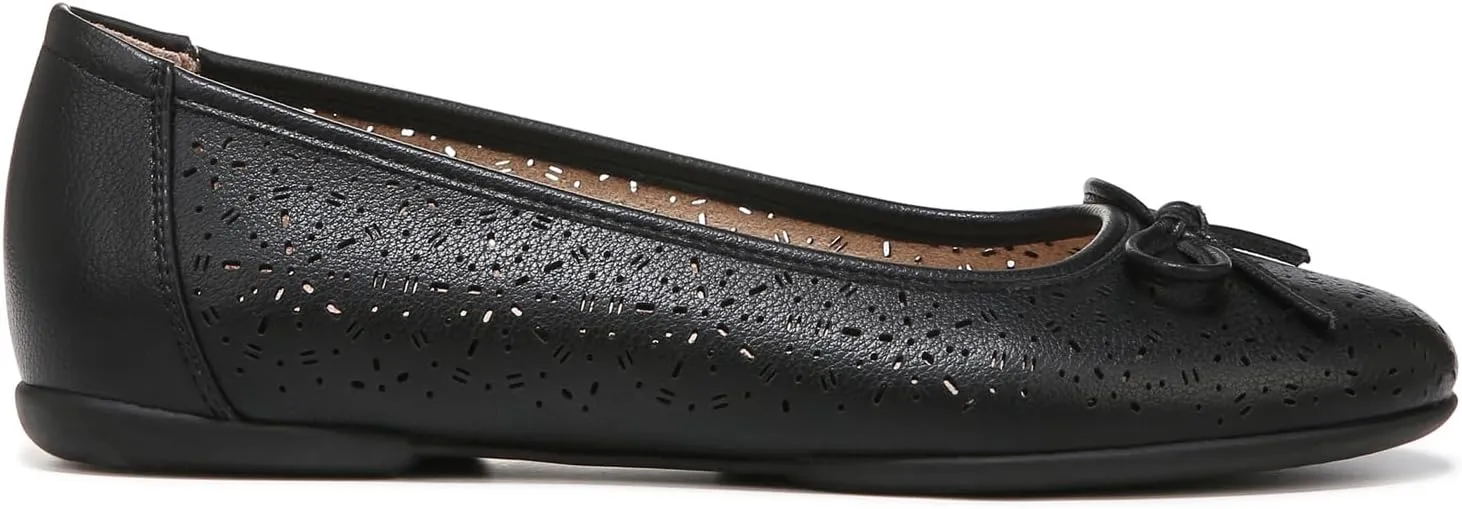Naturalizer Soul Women's Magical Cutout Ballet Flat