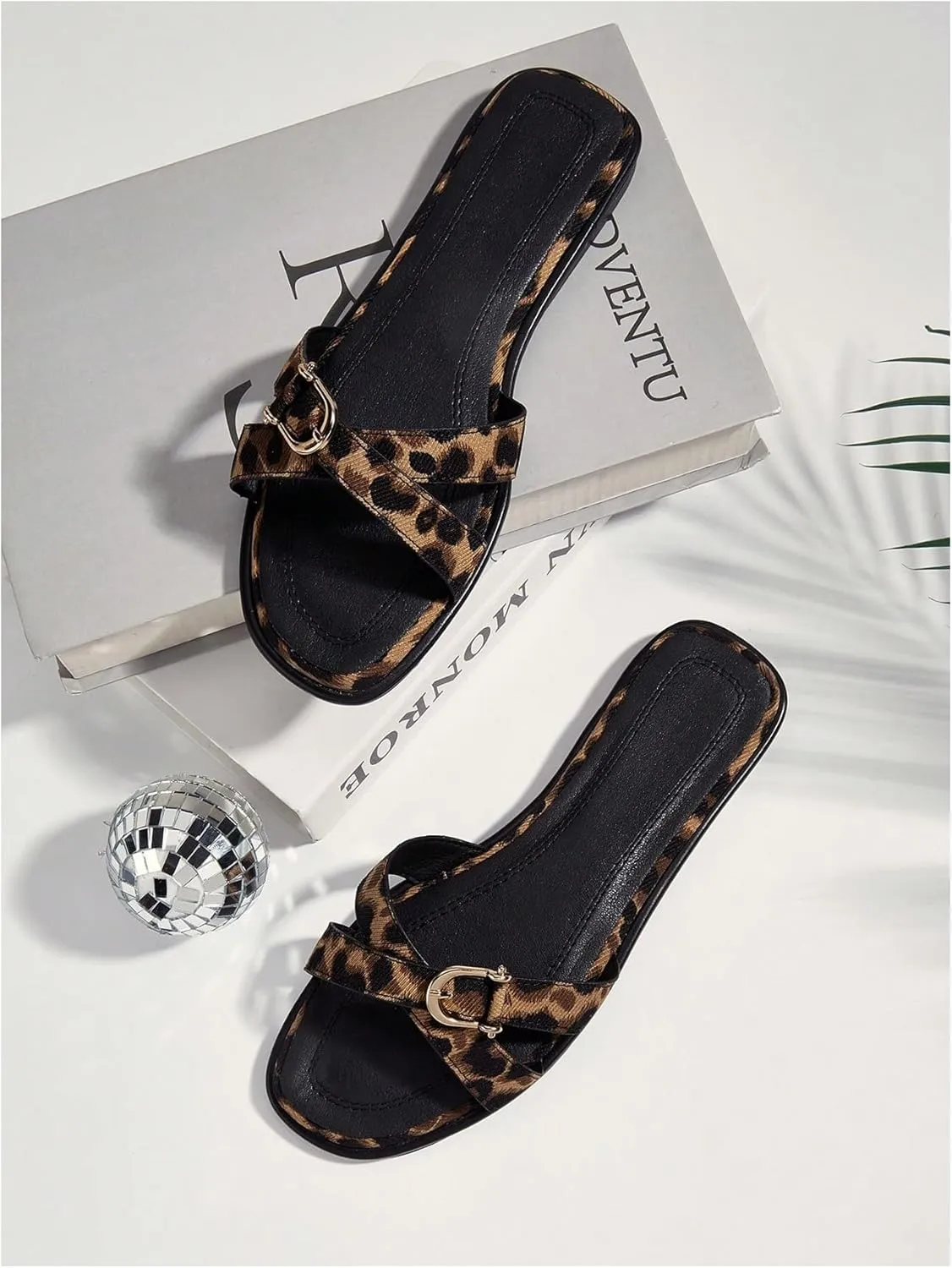 OYOANGLE Women's Leopard Print Flat Sandals Criss Cross Band Retro Casual Slides