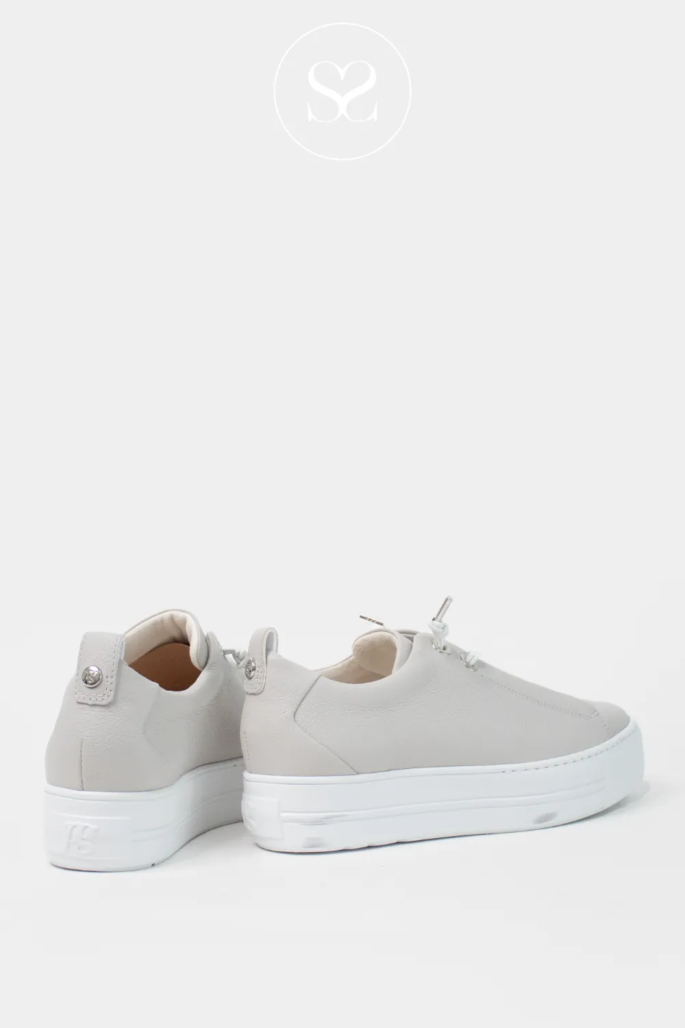 PAUL GREEN 5017 PEARL GREY LEATHER PULL ON TRAINERS
