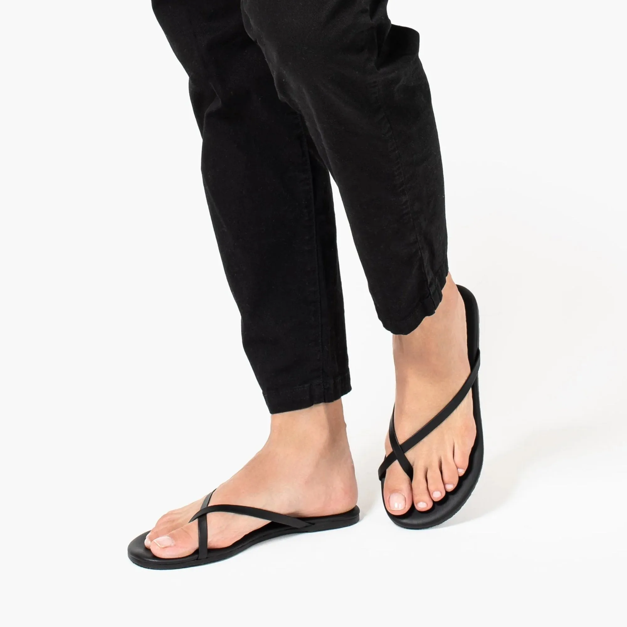 Riley Flip Flops (Sable)
