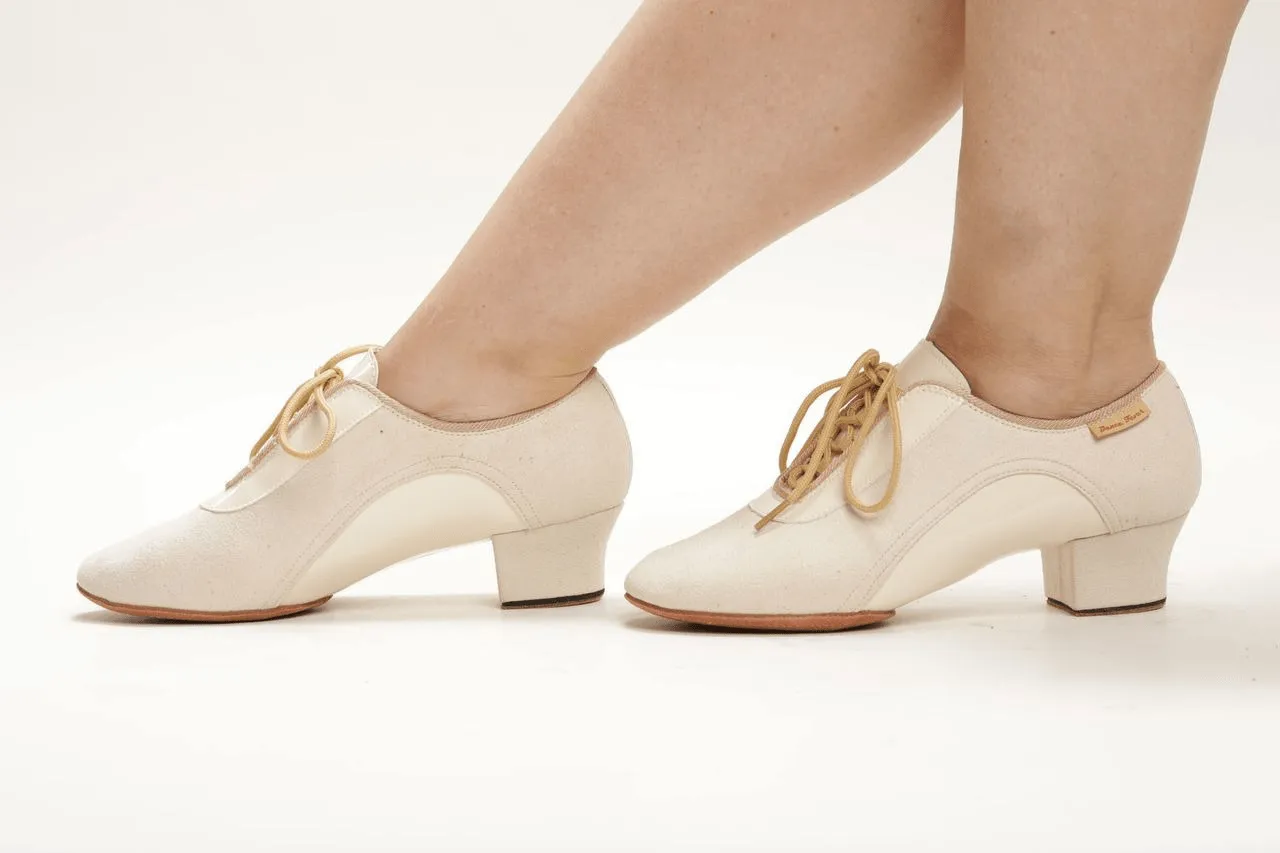 S902S - Ladies, Split-Sole, 1.5inch Cuban Heel, Practice Dance Shoe.