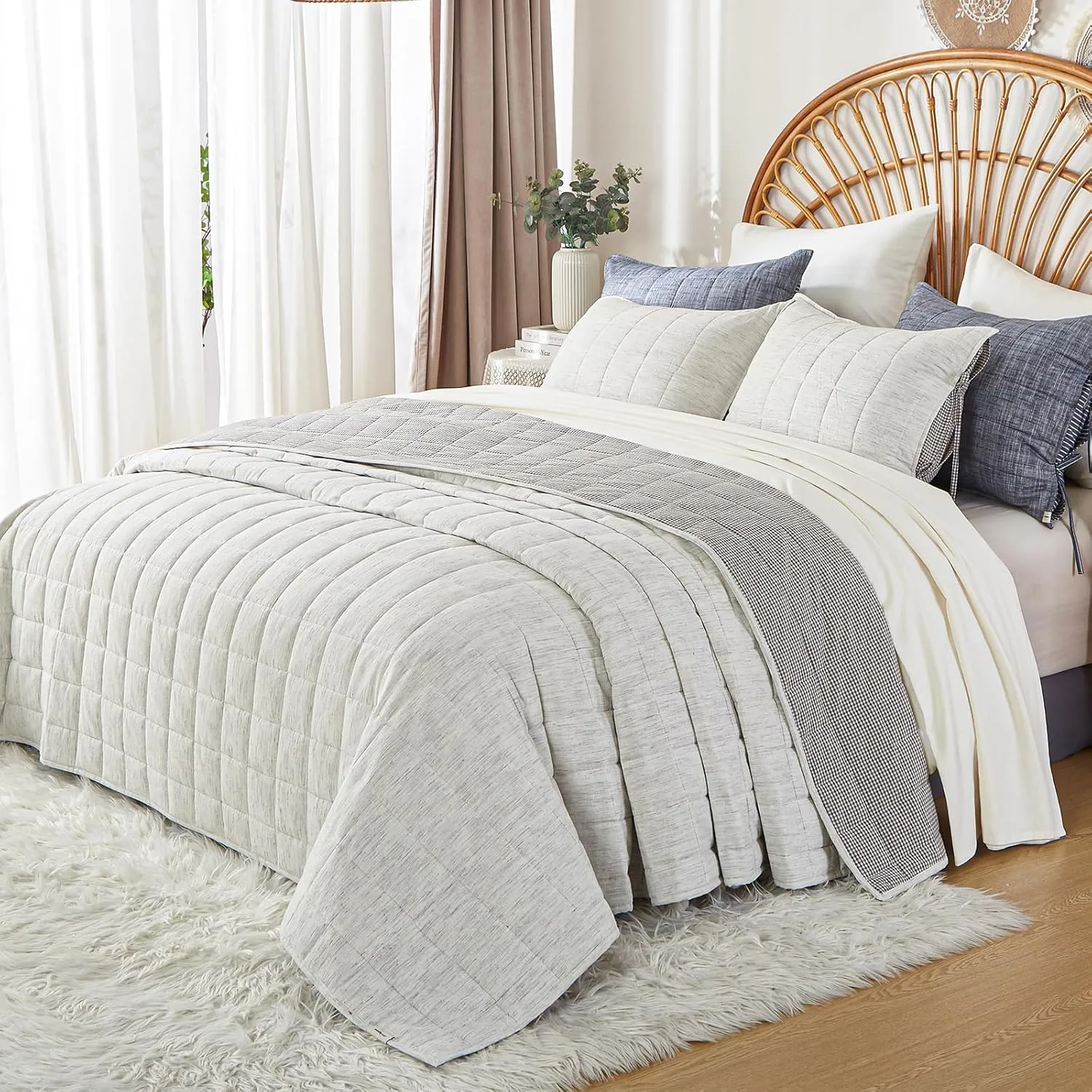 White Twin Quilt， Cotton Linen Twin Quilt Bedding Set，2-Pieces Quilted with Grey Gingham Coverlet Light Weight Bedding comforters with 1 Pillow Sham