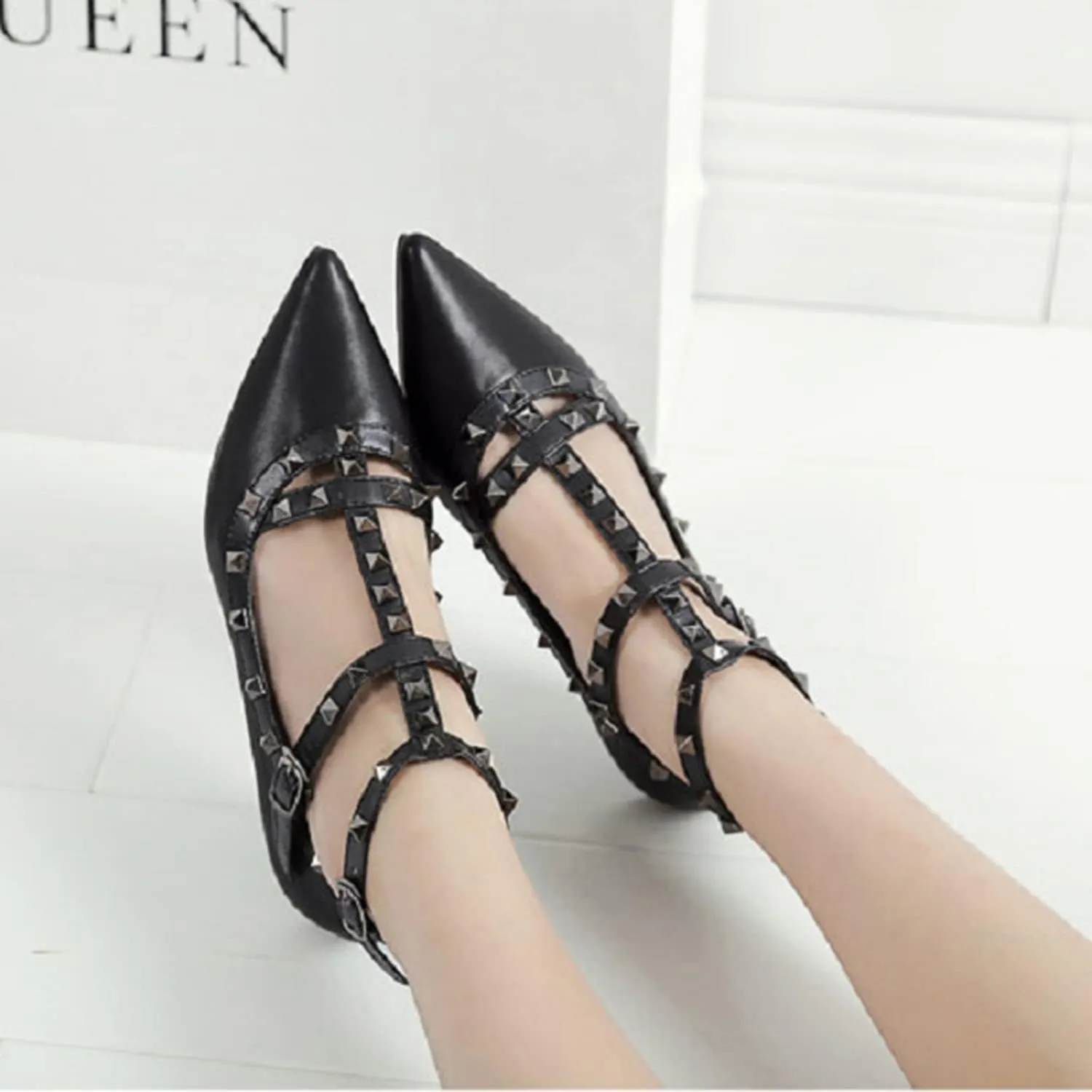 Womens Fashion Stud Flat Shoes Pointed Closed Toe Low Heels Color Block Studded T-Strap Casual Shoes Ankle Strap Buckle Classic Work Flats Office Shoes