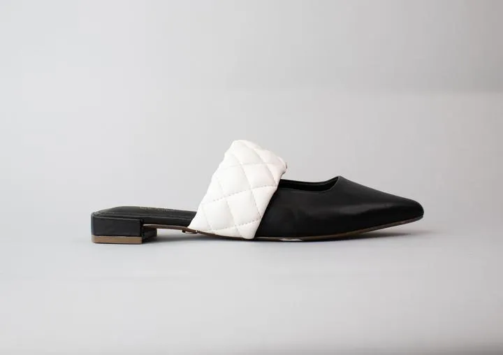 York BLACK/WHITE New Free returns Toe Flats Slides Exclusive offer COBBLER Mules Cecelia Pointed Sandals